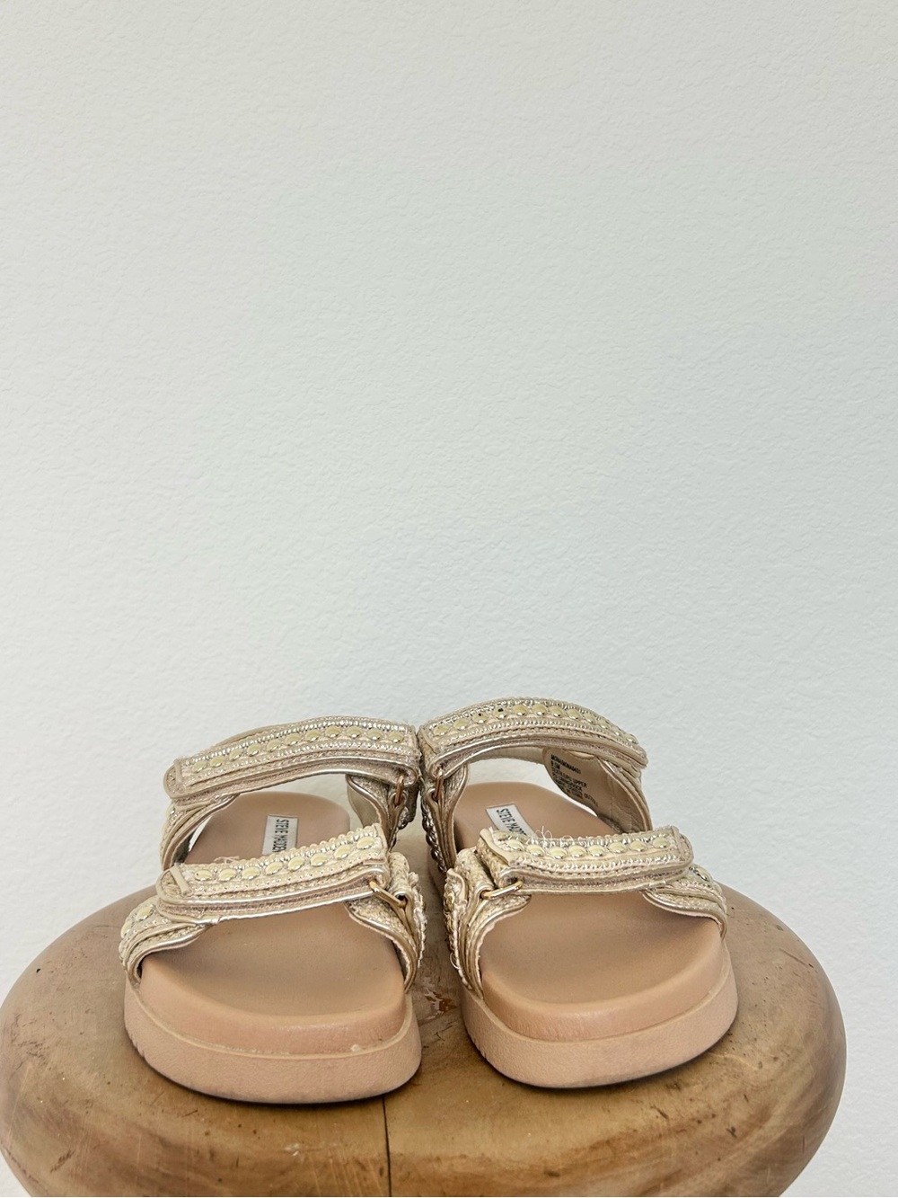 Steve Madden Big Mona Metallic Gold Multi Slingback Flatform Sandals - Picture 4 of 10